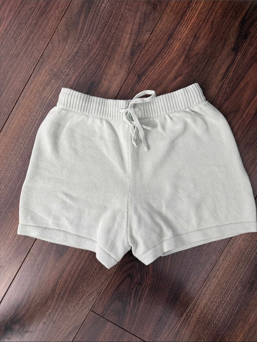 Julia Amory mint green shorts
